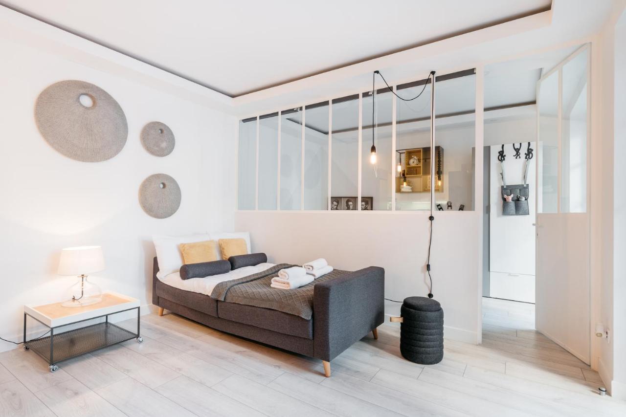 Downtown Apartment - Loftaffair Красков Екстериор снимка