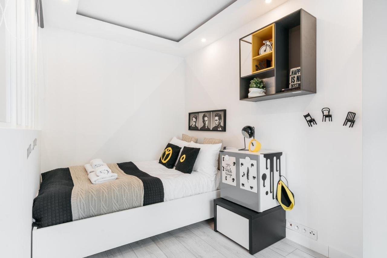 Downtown Apartment - Loftaffair Красков Екстериор снимка
