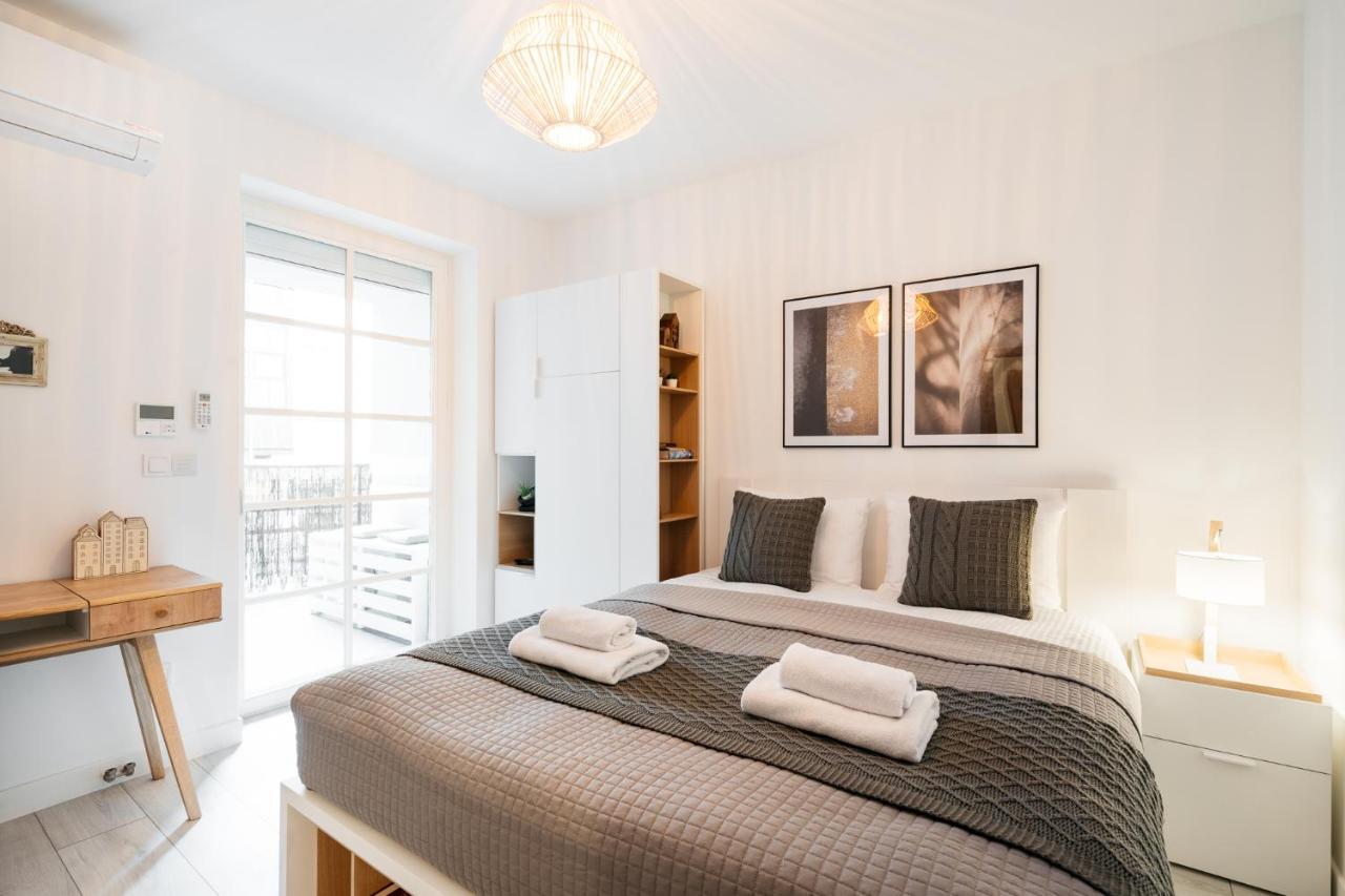 Downtown Apartment - Loftaffair Красков Екстериор снимка