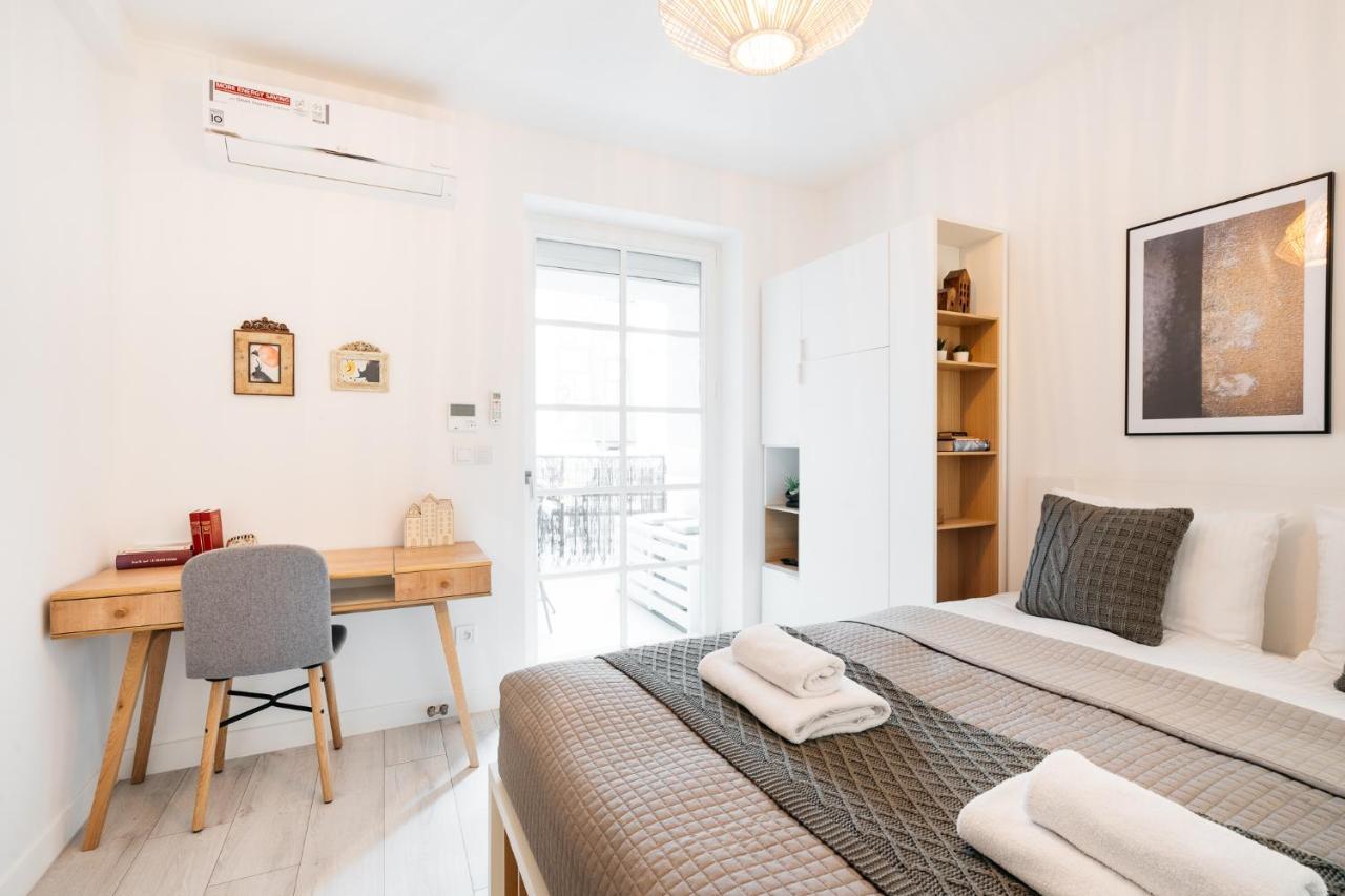 Downtown Apartment - Loftaffair Красков Екстериор снимка