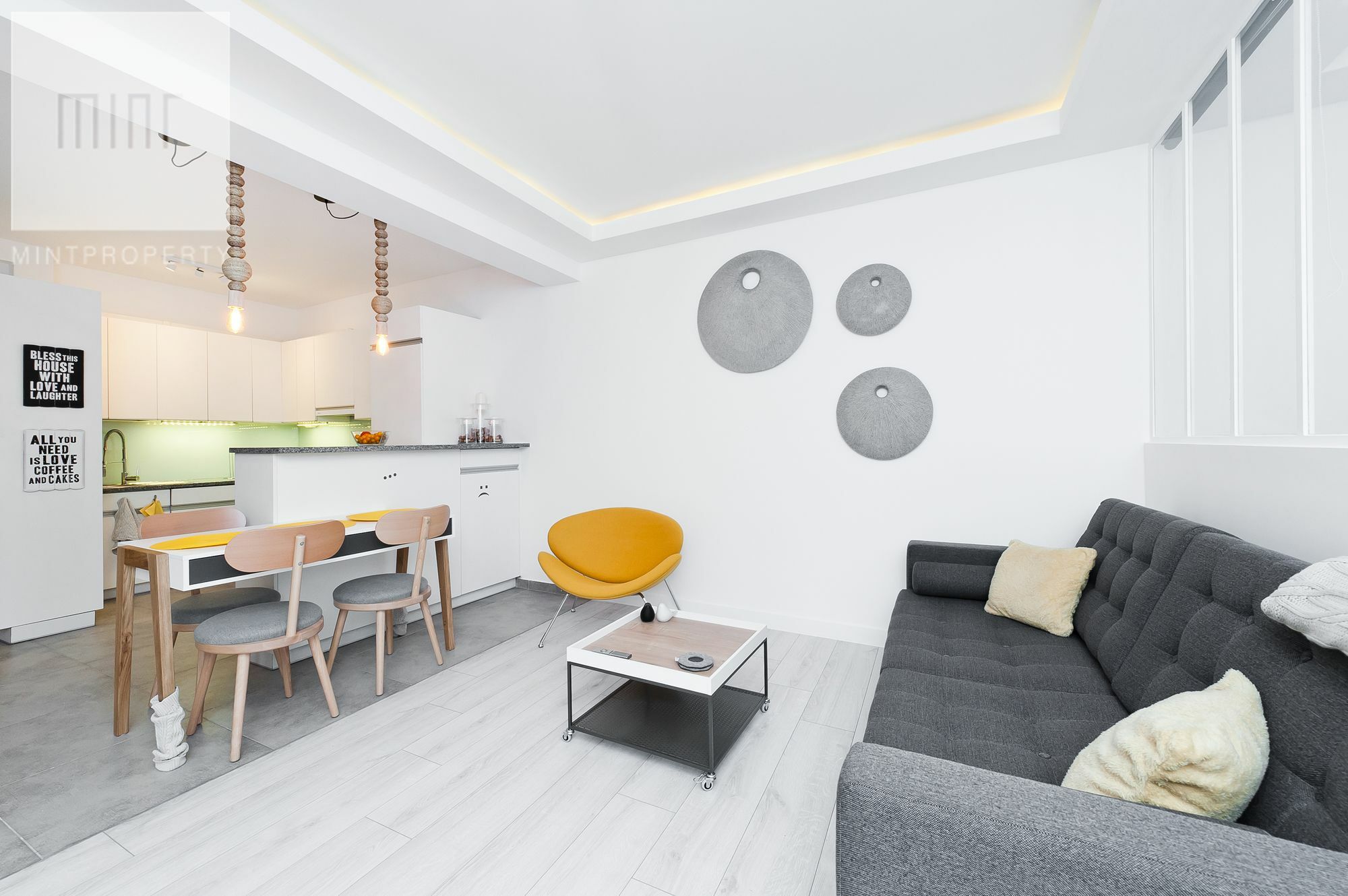 Downtown Apartment - Loftaffair Красков Екстериор снимка